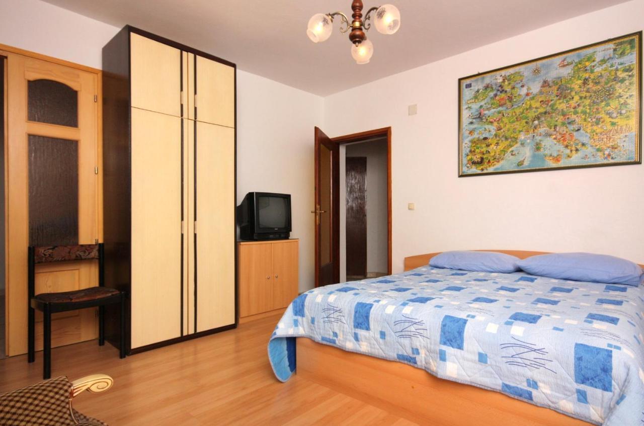 Apartment Vrbnik 5301B Экстерьер фото